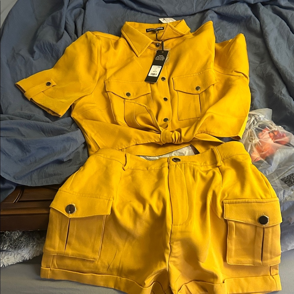 Fashion Nova camel  Button-Up Set bdwt